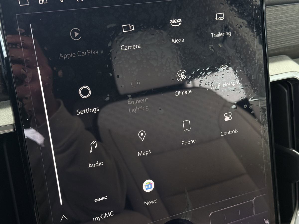 Used 2024 GMC Acadia Denali FWD image 59
