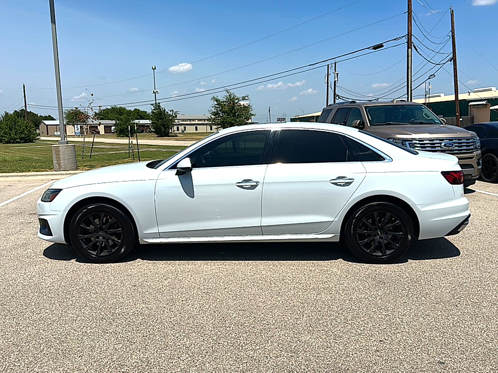 Used 2021 Audi A4 2.0T Premium w/ Convenience Package AWD/4WD image 5