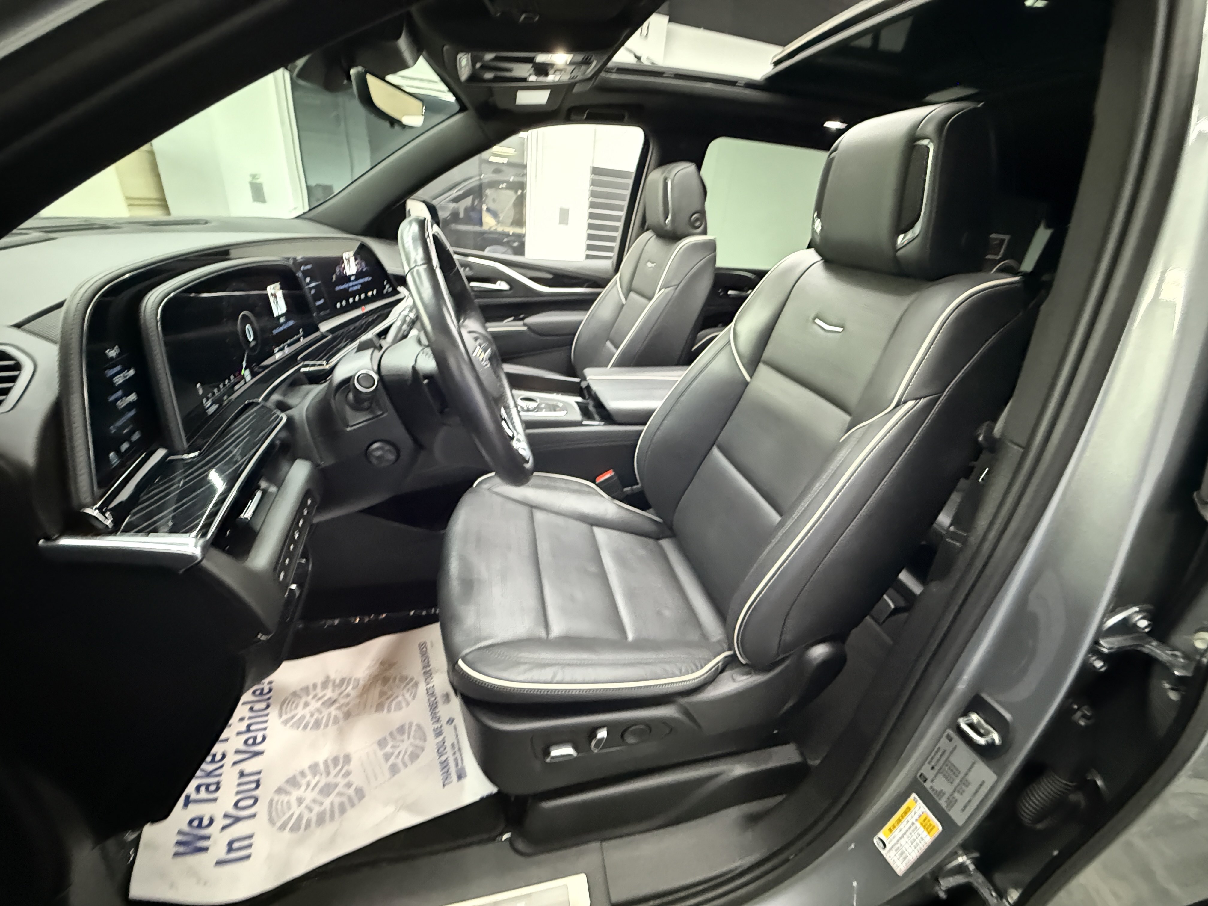 Used 2023 Cadillac Escalade Sport w/ Touring Package AWD/4WD image 12