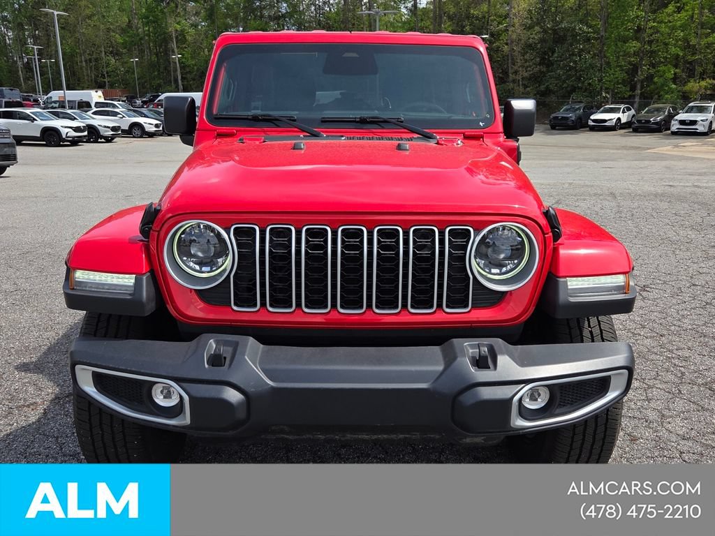 Used 2025 Jeep Wrangler Unlimited Sahara w/ Safety Group AWD/4WD image 2