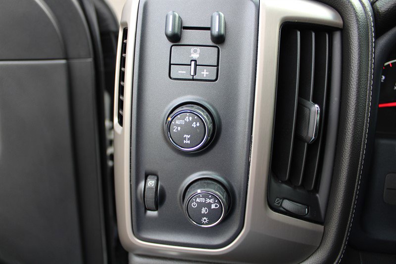 Used 2015 GMC Sierra 1500 Denali w/ Driver Alert Package image 18
