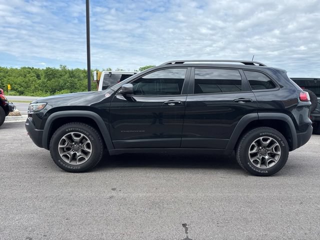 Used 2021 Jeep Cherokee Trailhawk w/ Trailer Tow Group AWD/4WD image 6