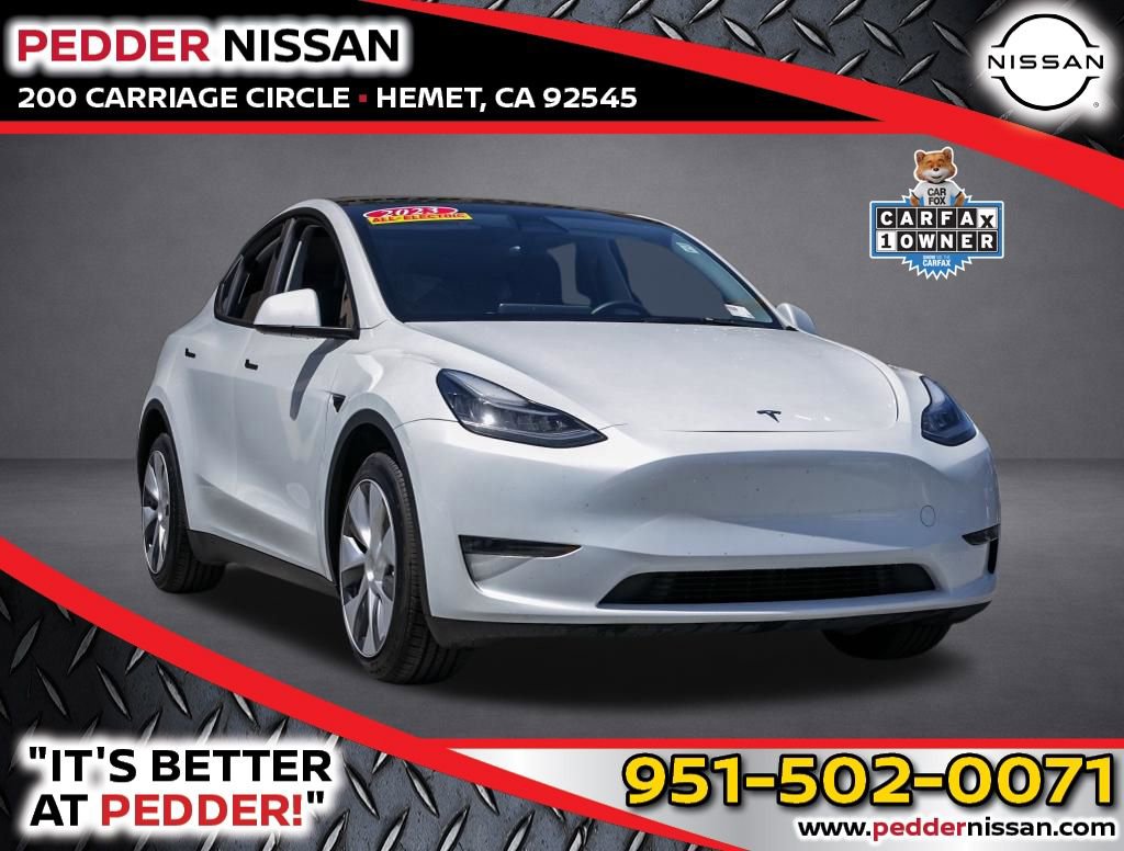 Used 2023 Tesla Model Y Long Range AWD/4WD image 1
