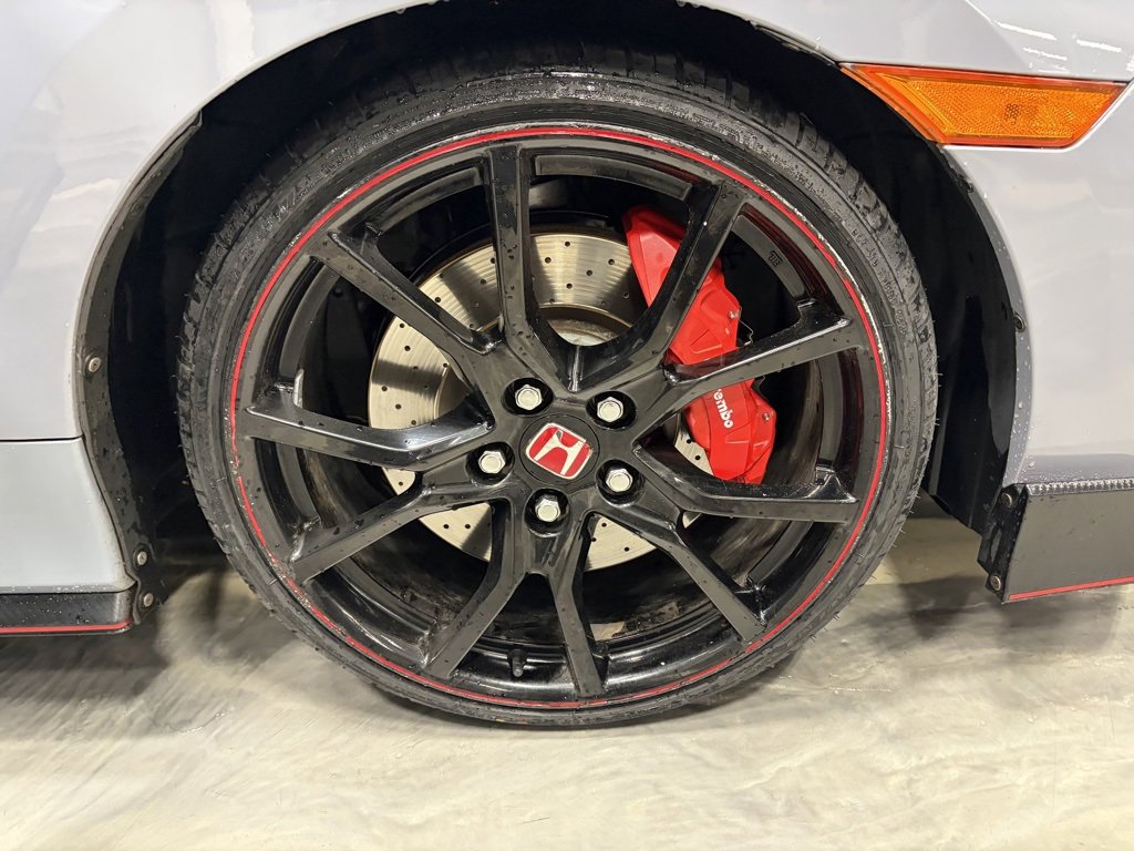 Used 2019 Honda Civic Type R image 22