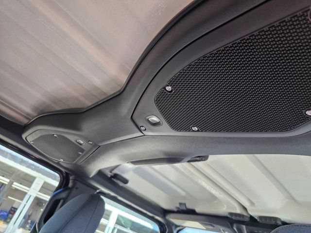 New 2025 Jeep Wrangler Unlimited Sport AWD/4WD image 32