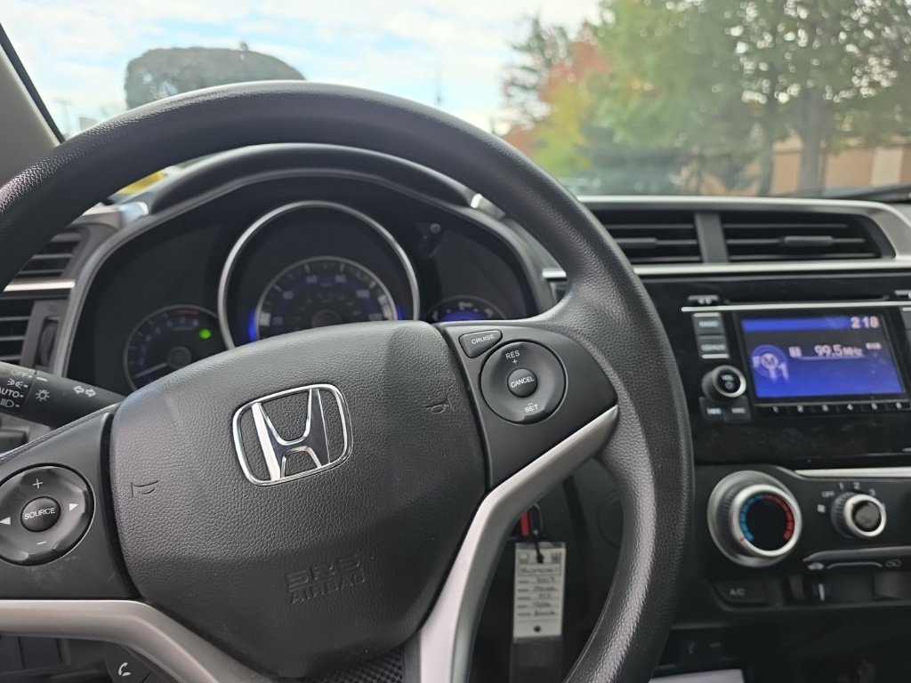 Used 2017 Honda Fit LX image 21