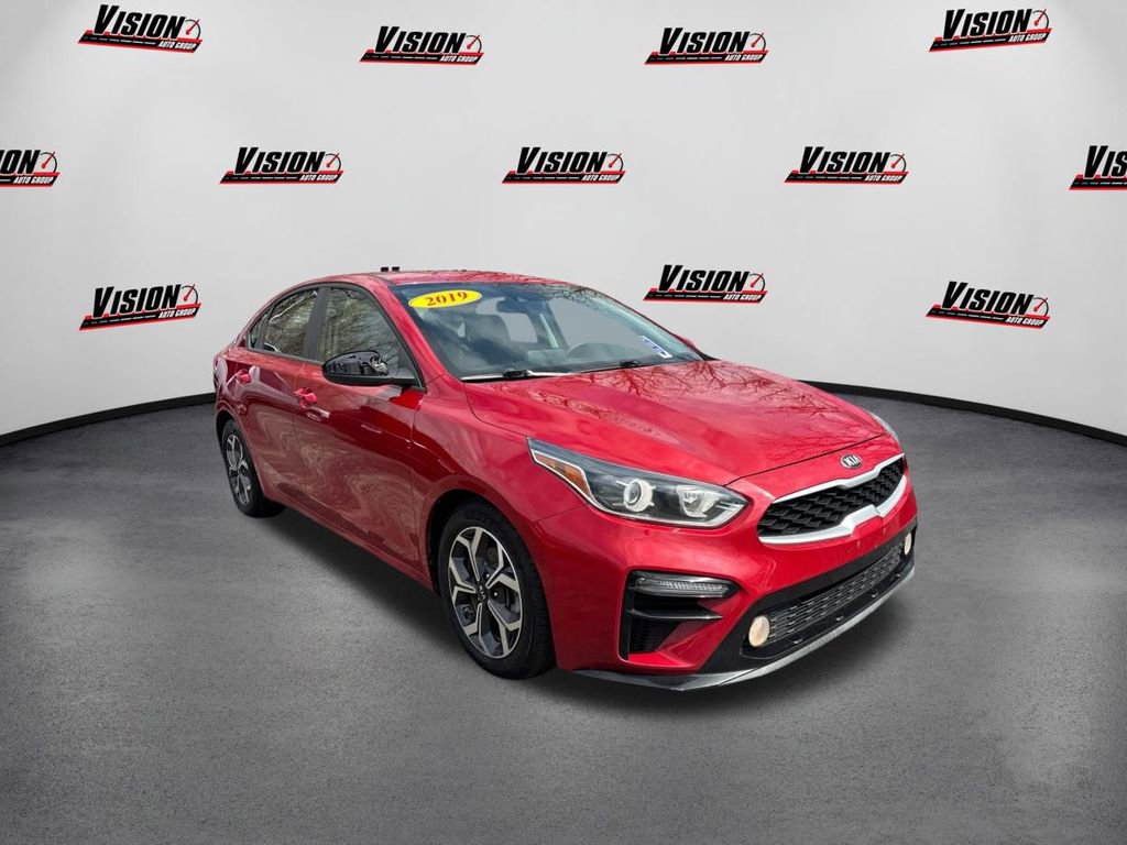 Used 2019 Kia Forte LXS image 3