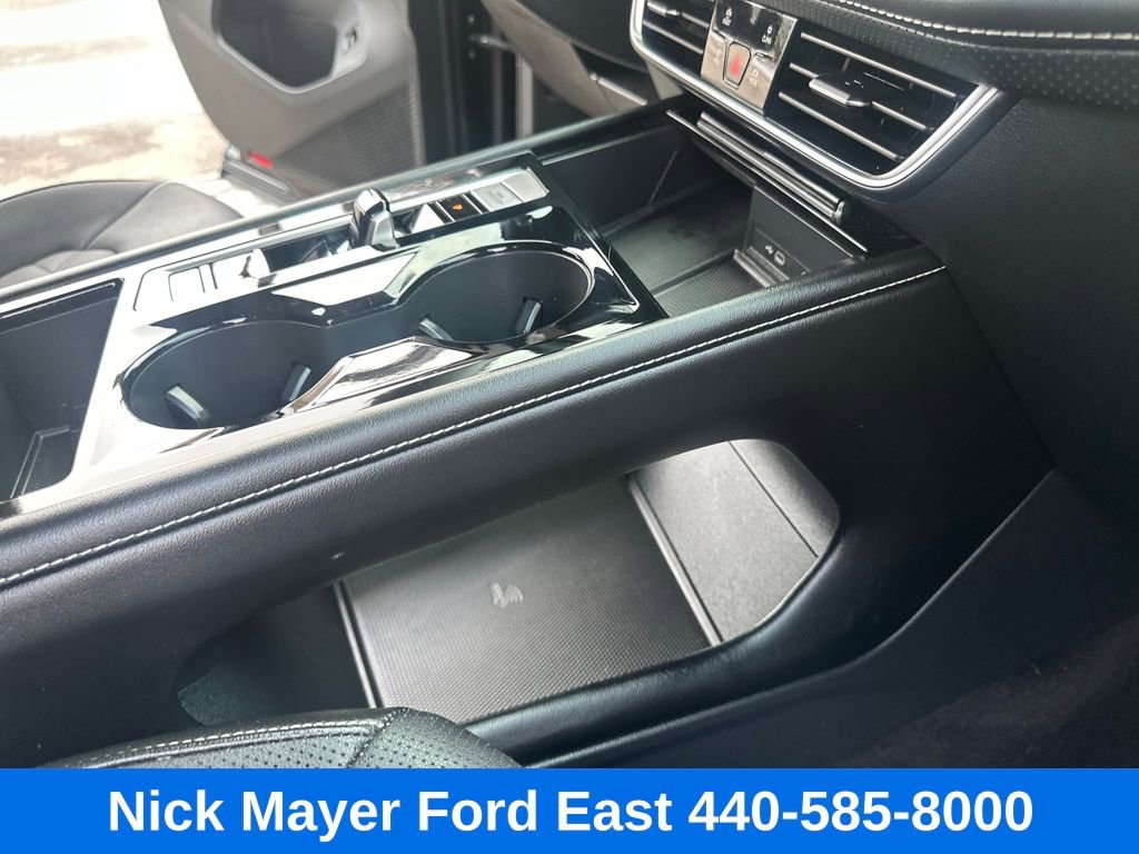 Used 2024 Volkswagen Atlas SE image 20