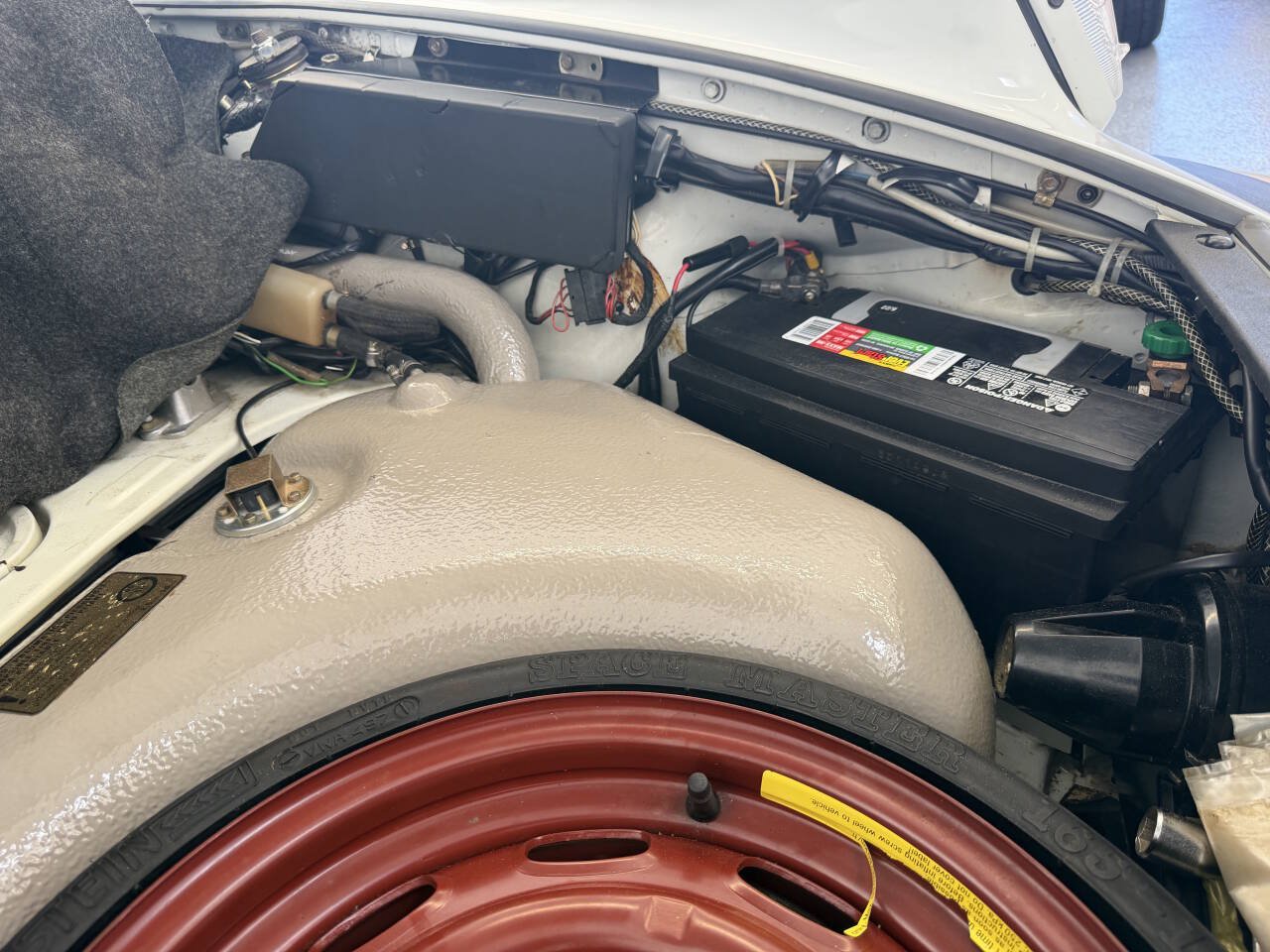 Used 1988 Porsche 911 Carrera RWD image 50