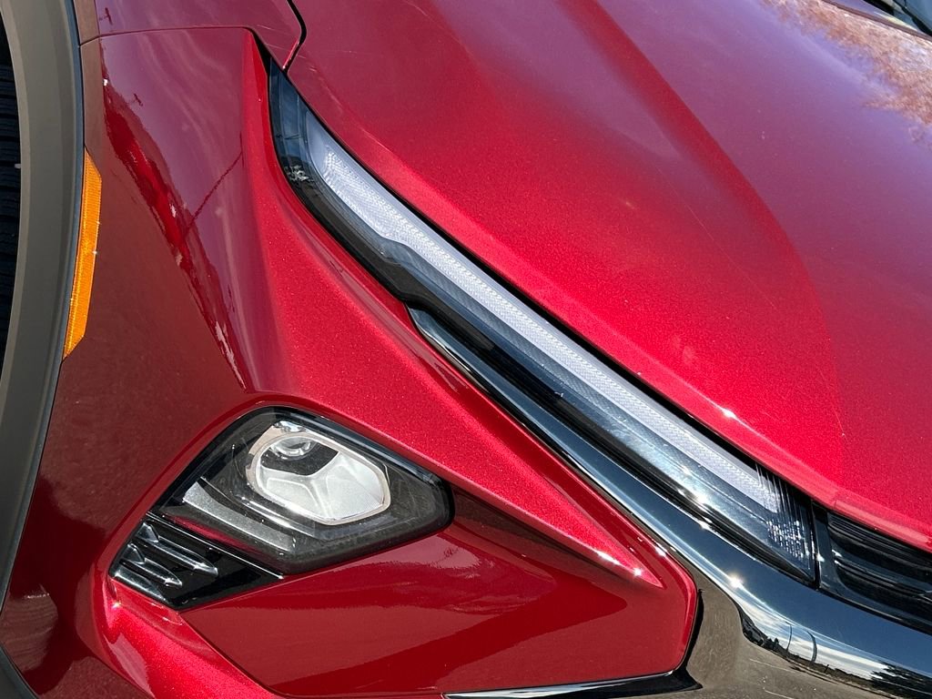 Used 2024 Chevrolet TrailBlazer RS w/ Driver Confidence Package image 20