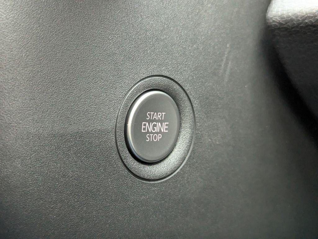New 2026 Volkswagen ID.4 Pro AWD/4WD image 15