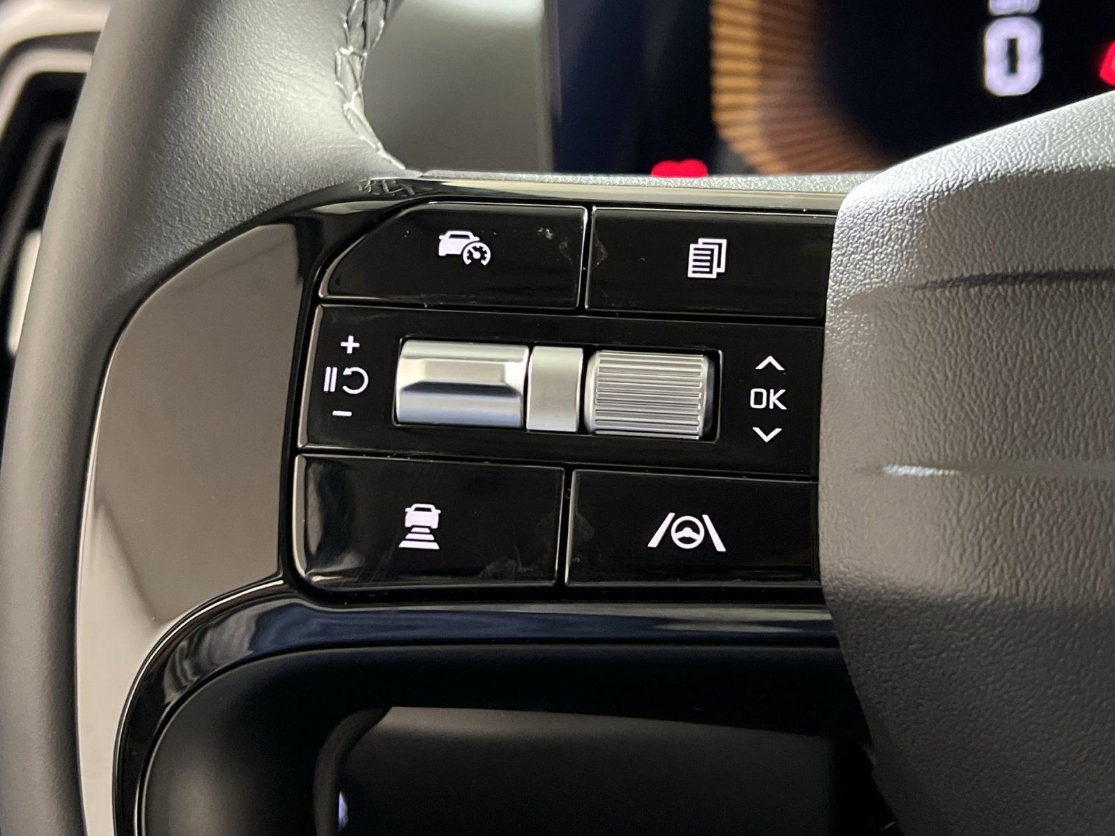 New 2026 Kia Sorento S image 30