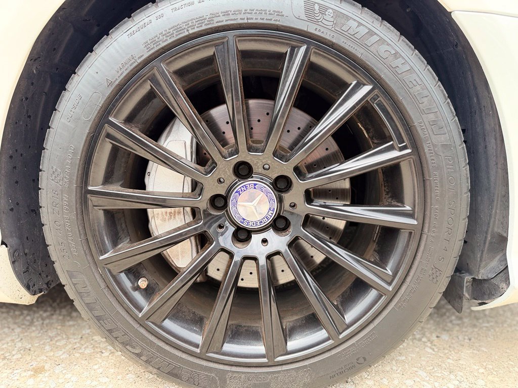 Used 2013 Mercedes-Benz SL 550 image 13