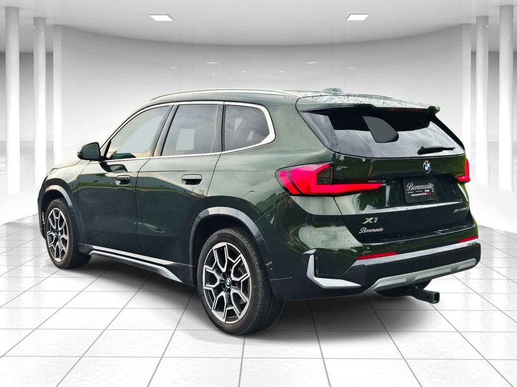 Used 2025 BMW X1 xDrive28i AWD/4WD image 5