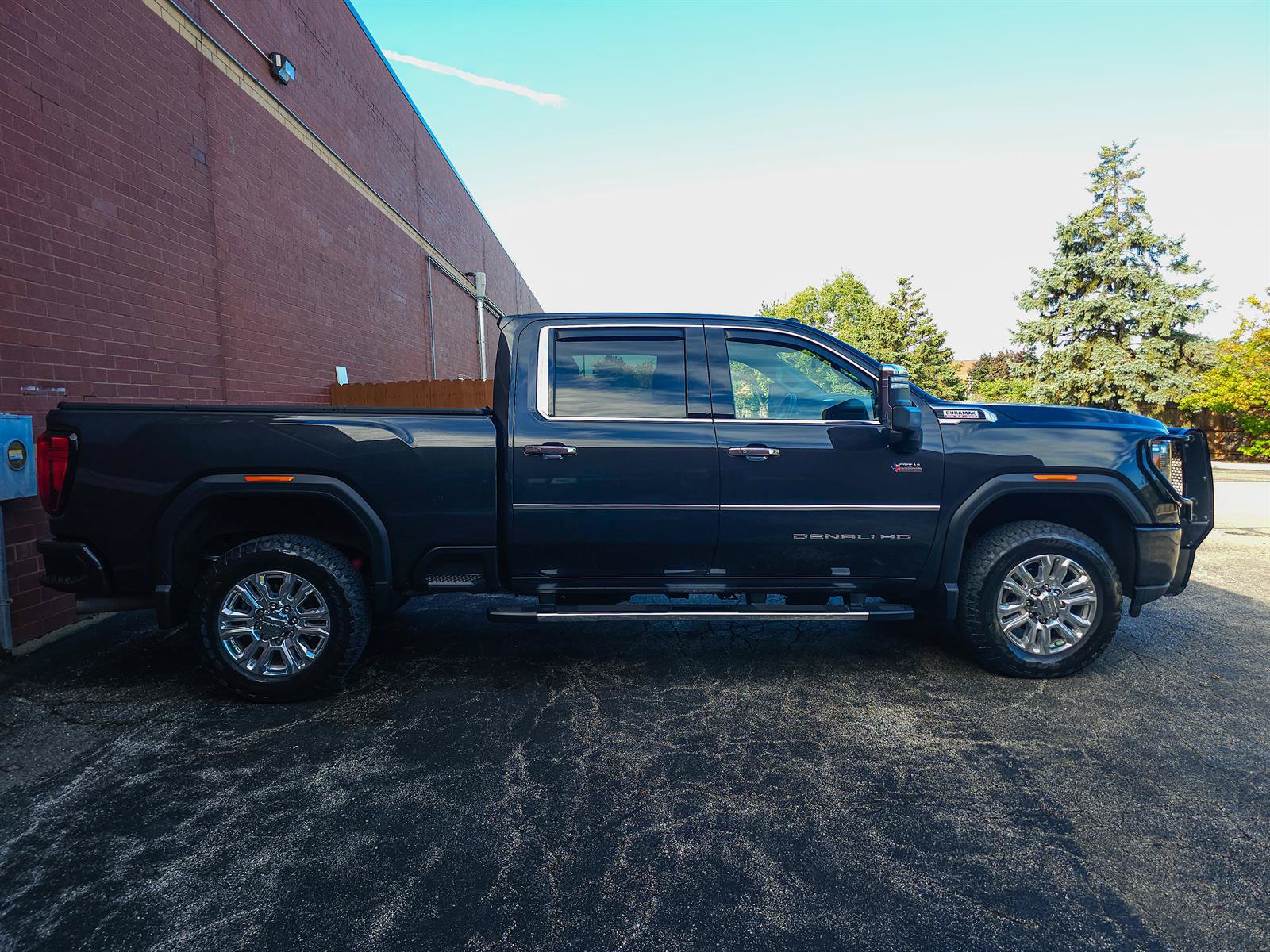 Used 2020 GMC Sierra 2500 Denali w/ Denali Ultimate Package AWD/4WD image 15