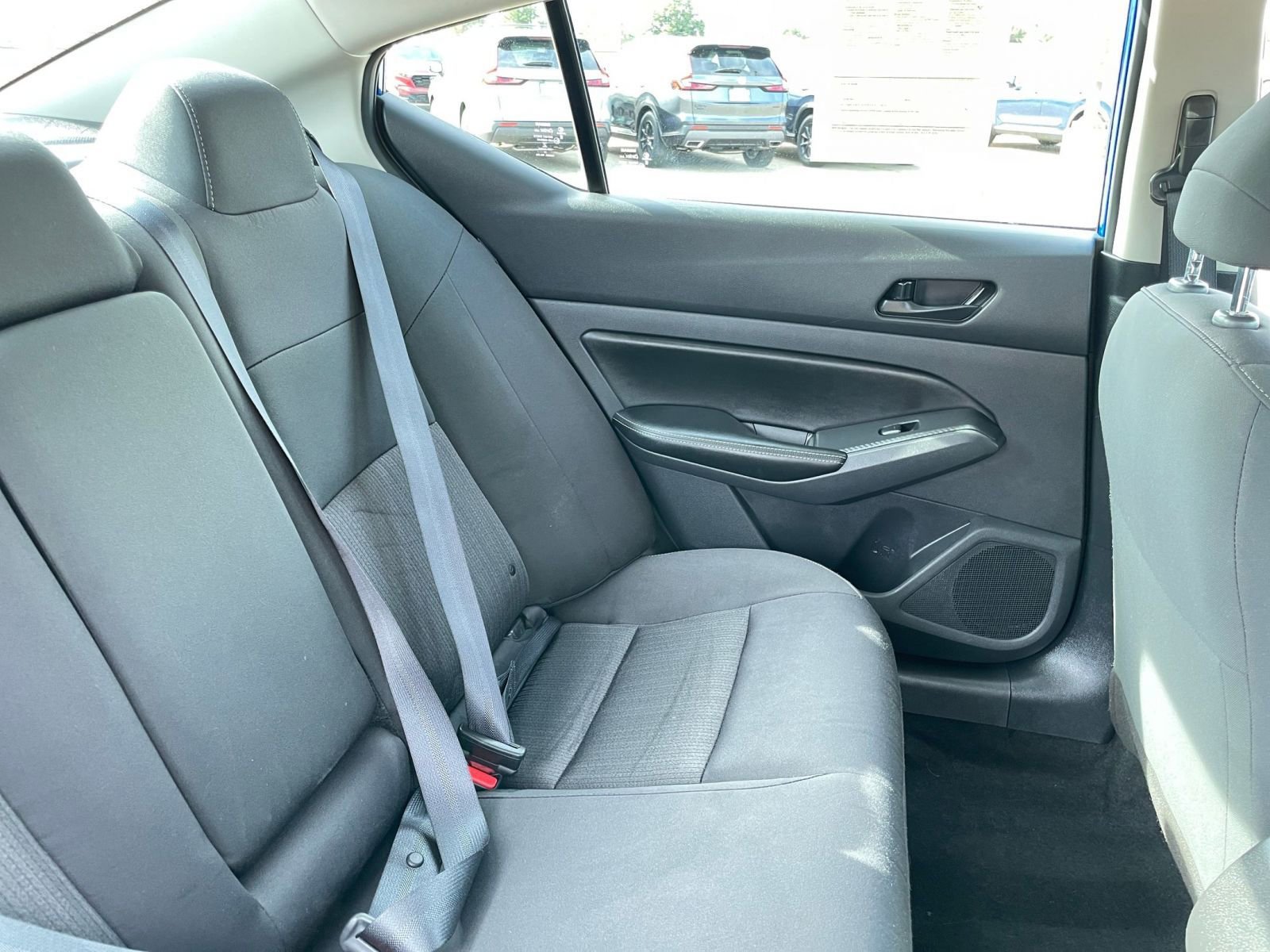Used 2025 Nissan Altima 2.5 SV FWD image 38