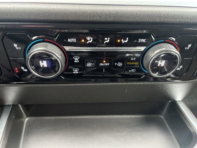 Used 2022 Chevrolet Silverado 1500 RST w/ Z71 Off-Road Package image 31