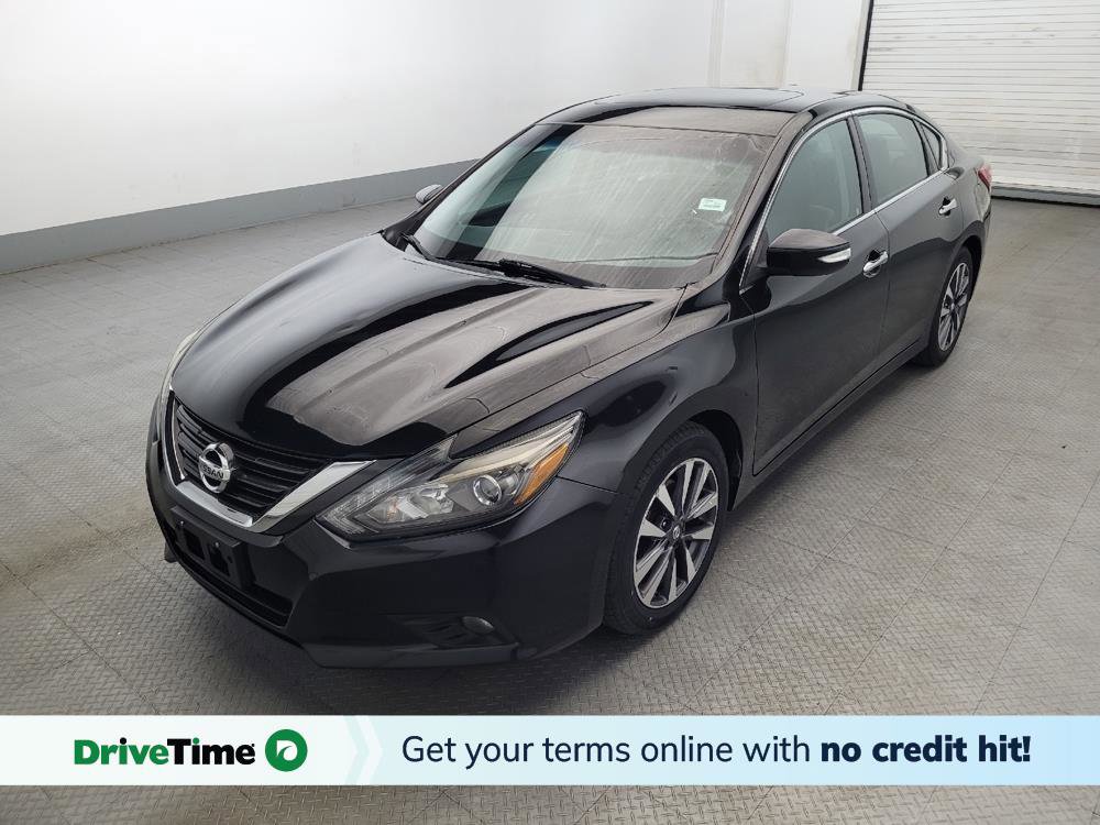 Used 2017 Nissan Altima 2.5 SL w/ 2.5 Technology Package