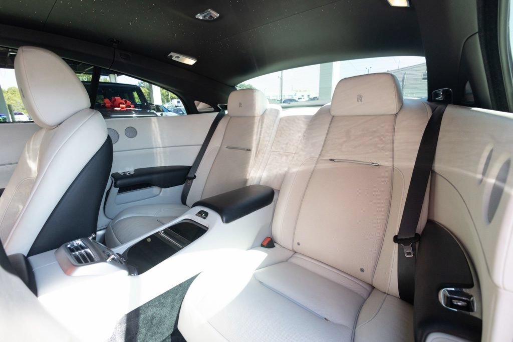 Used 2019 Rolls-Royce Wraith RWD image 45