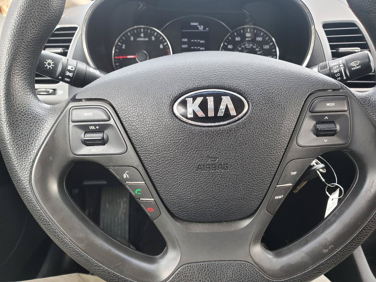 Used 2017 Kia Forte LX FWD image 18