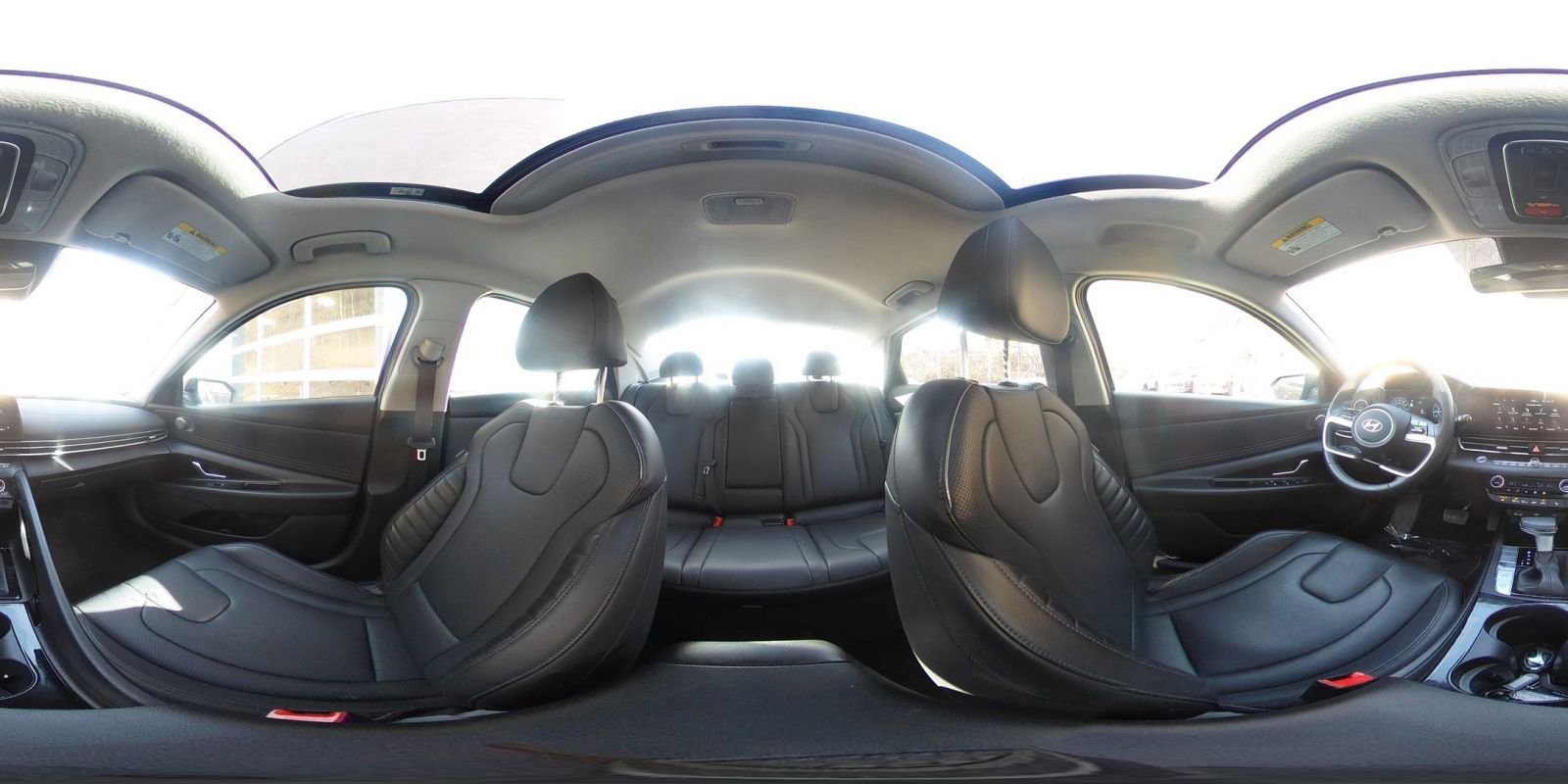 Used 2025 Hyundai Elantra Limited image 44