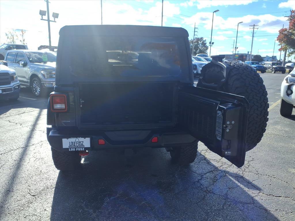 Used 2022 Jeep Wrangler Unlimited Rubicon w/ Cold Weather Group image 32