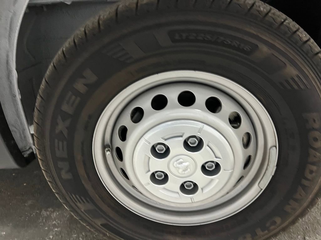 Used 2024 RAM ProMaster 3500 w/ Delivery Van Package image 38