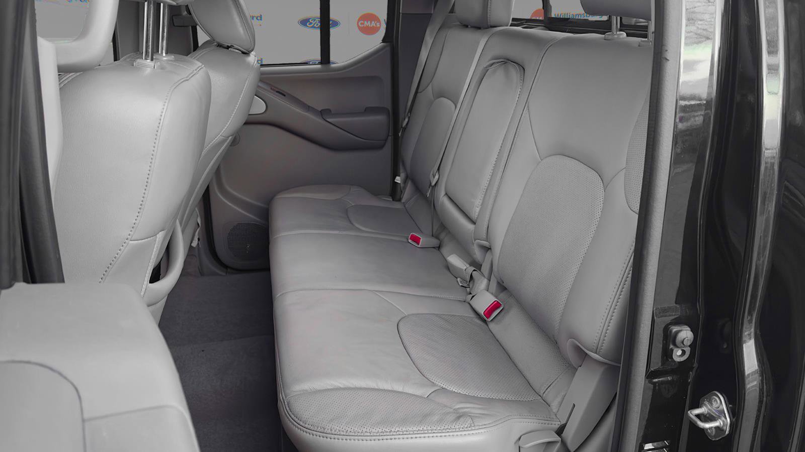 Used 2019 Nissan Frontier SL image 6