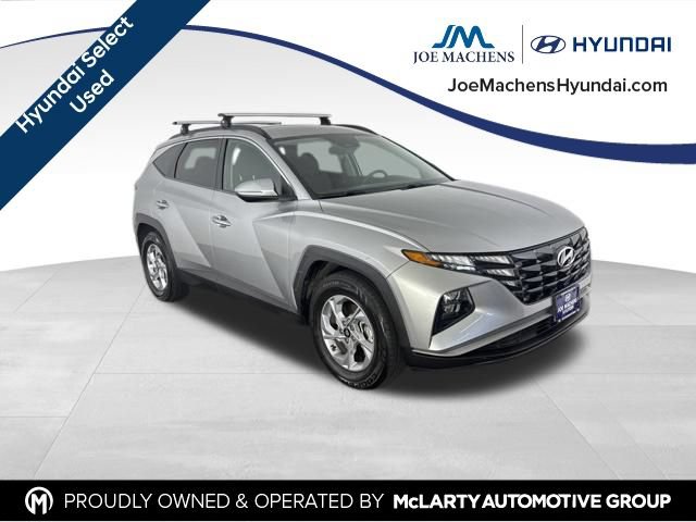 Used 2022 Hyundai Tucson SEL FWD image 2