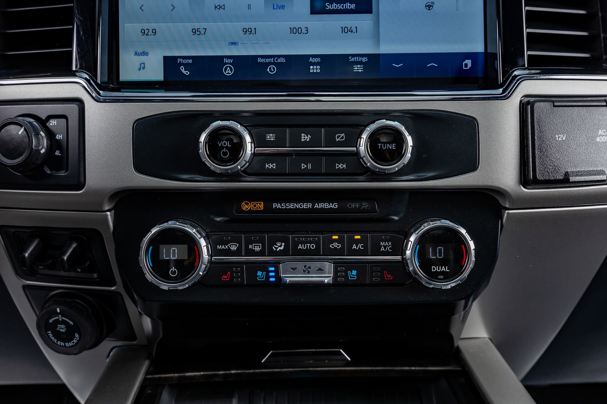 Used 2022 Ford F250 Lariat w/ Tremor Off-Road Package image 25