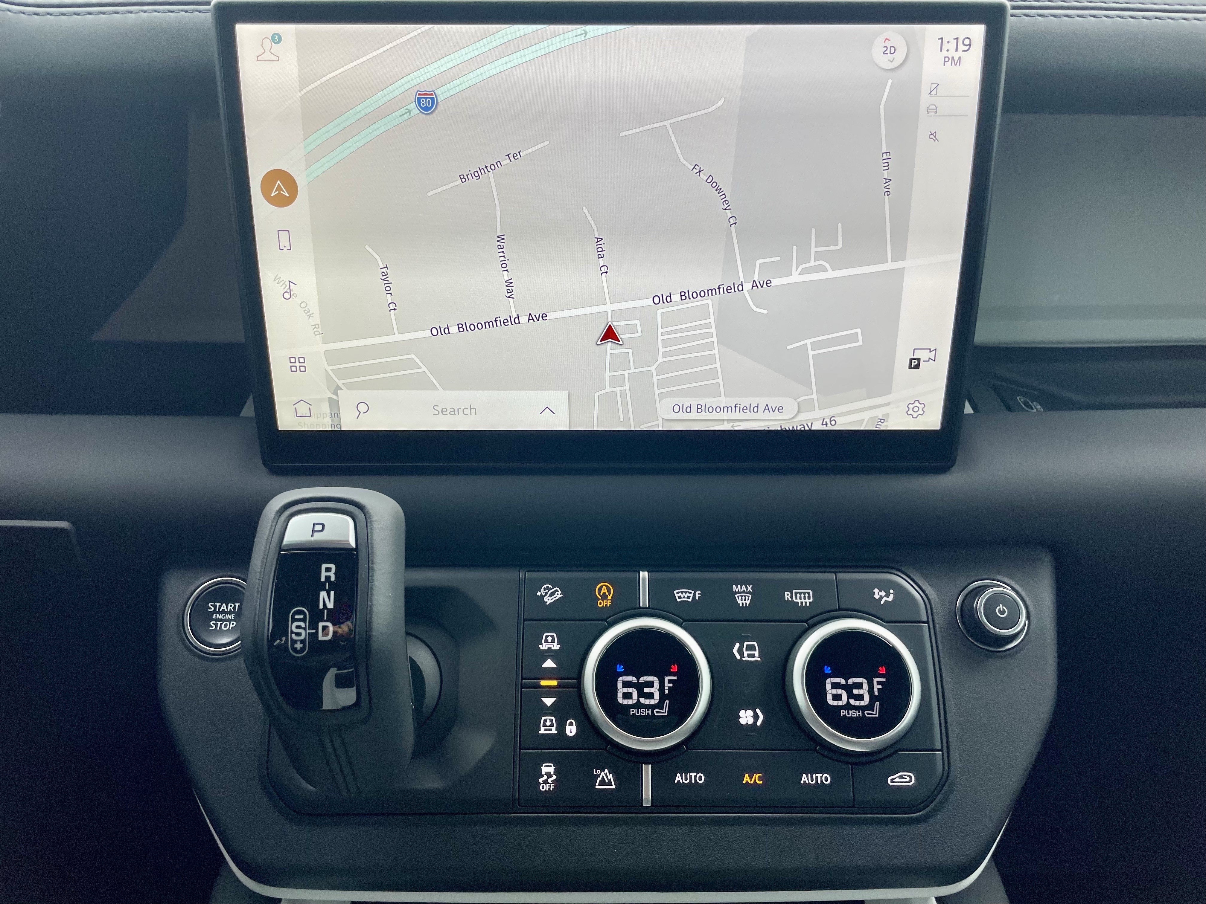 Used 2025 Land Rover Defender 110 X-Dynamic SE AWD/4WD image 27