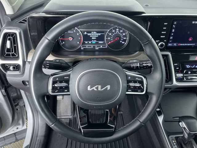 Used 2022 Kia Sorento S w/ Panoramic Sunroof Package AWD/4WD image 26