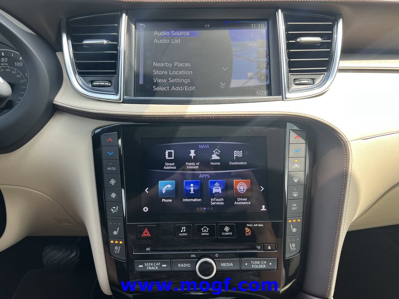Used 2019 INFINITI QX50 Essential w/ Sensory Package AWD/4WD image 7
