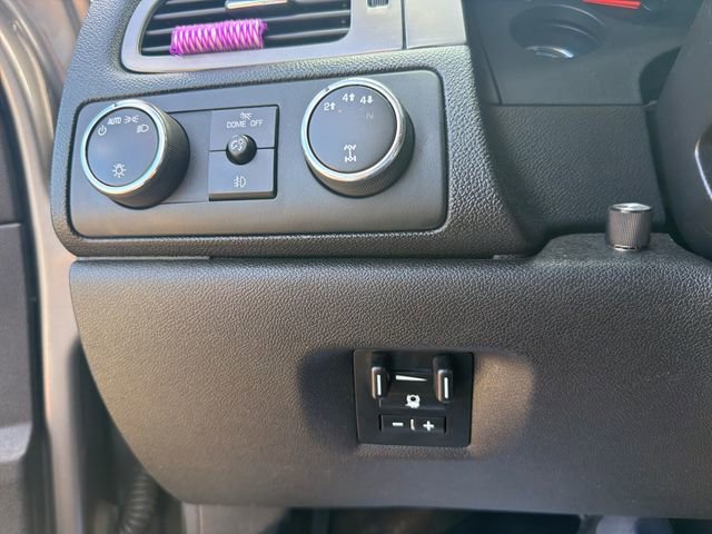 Used 2013 Chevrolet Silverado 2500 LTZ w/ LTZ Plus Package image 20