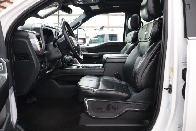 Used 2024 Ford F350 Platinum w/ FX4 Off-Road Package AWD/4WD image 6