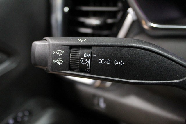 New 2025 GMC Canyon Elevation w/ Convenience Package image 21