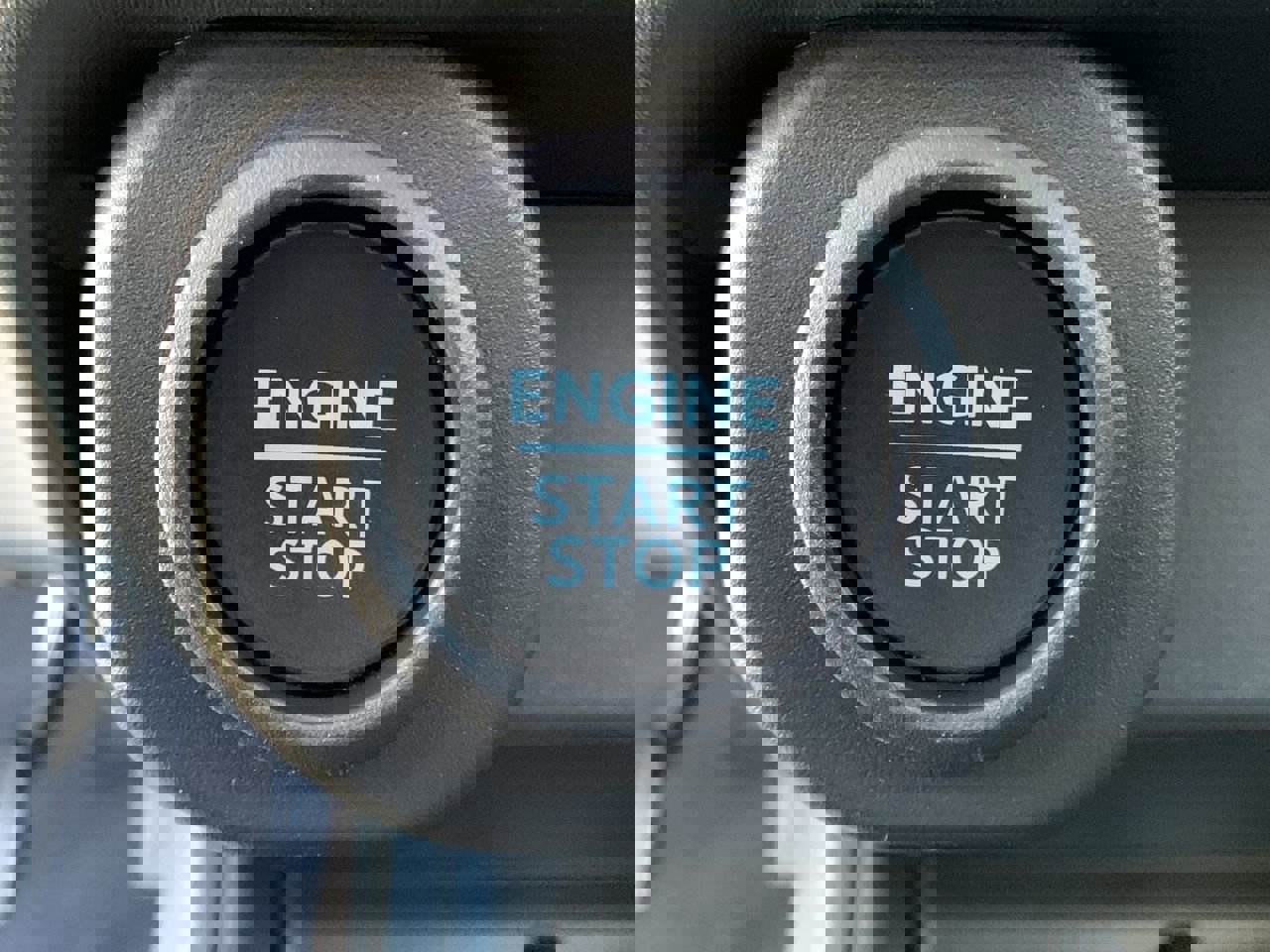 New 2025 Ford Maverick XLT w/ XLT Luxury Package image 17