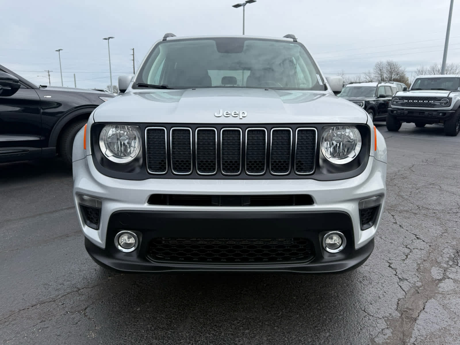 Used 2020 Jeep Renegade Latitude image 23