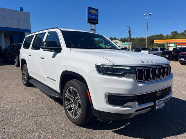 Used 2024 Jeep Wagoneer L Series II w/ Flexible Seating Group