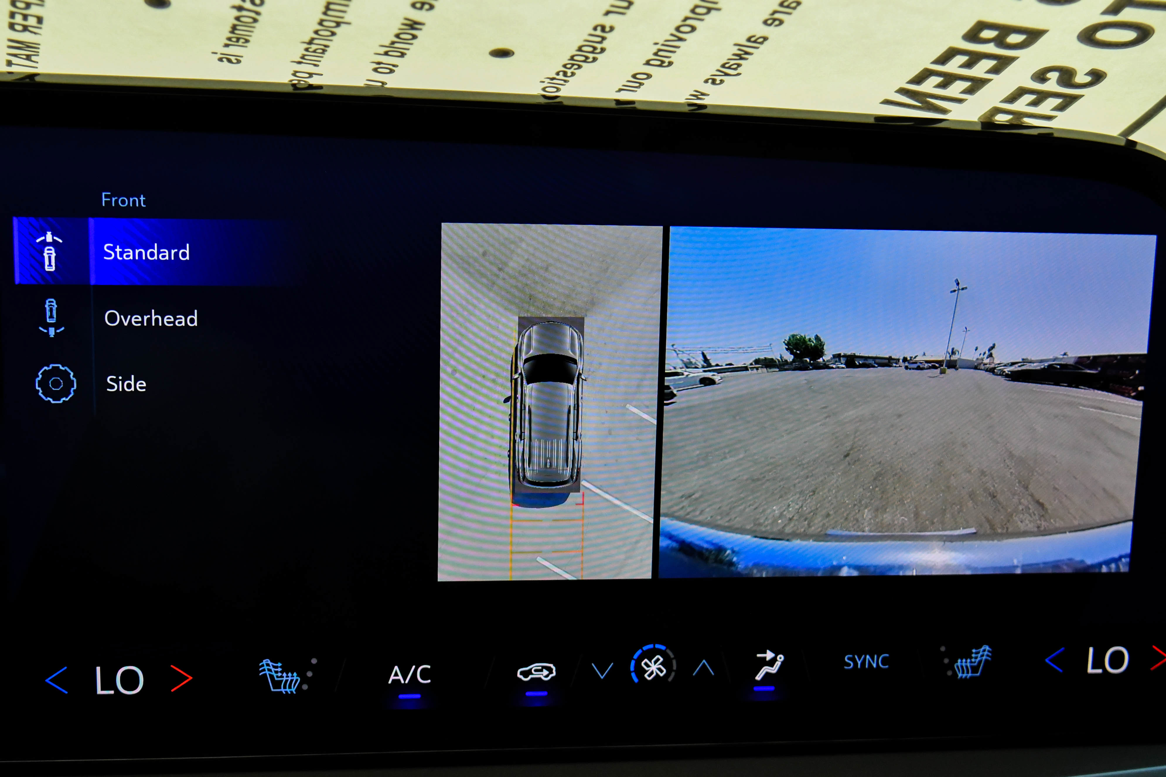 Used 2024 Chevrolet Traverse LT image 23
