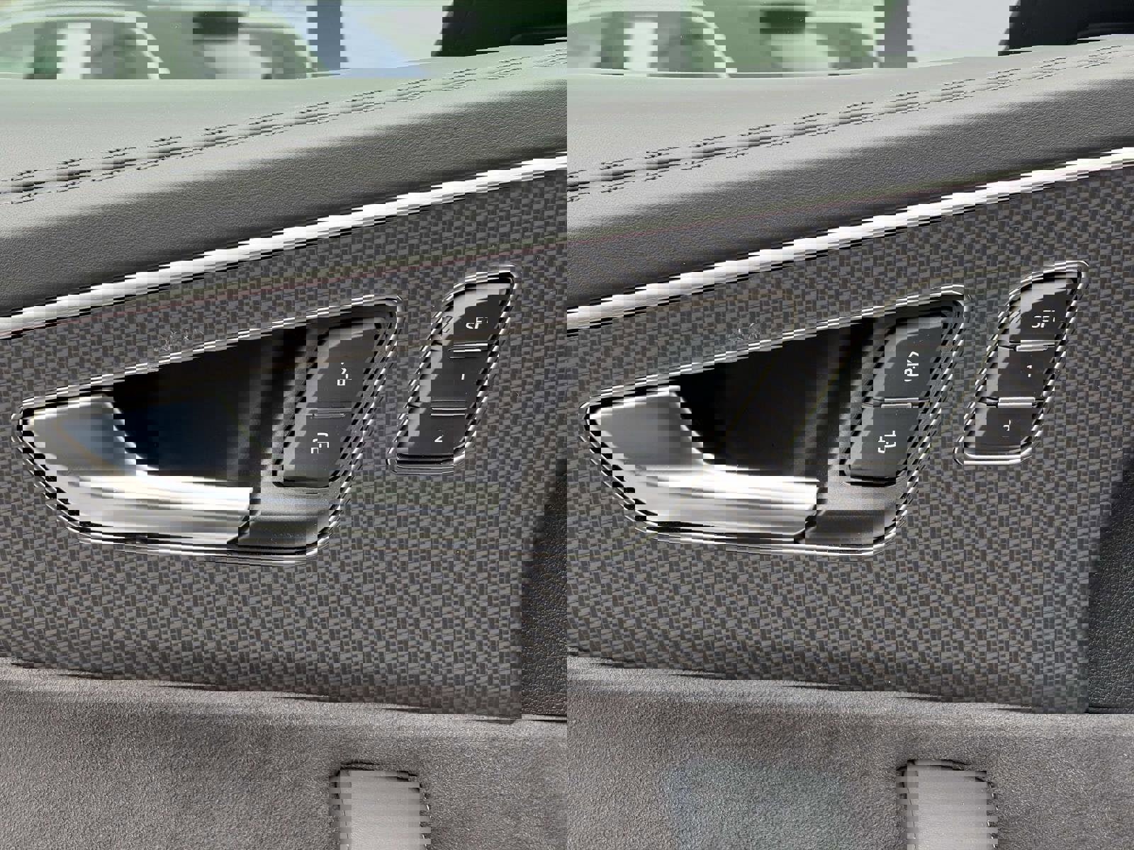 Certified 2024 Audi RS Q8 w/ Black Optic Package image 17