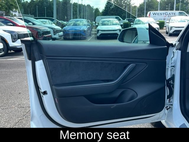 Used 2018 Tesla Model 3 Mid Range RWD image 17