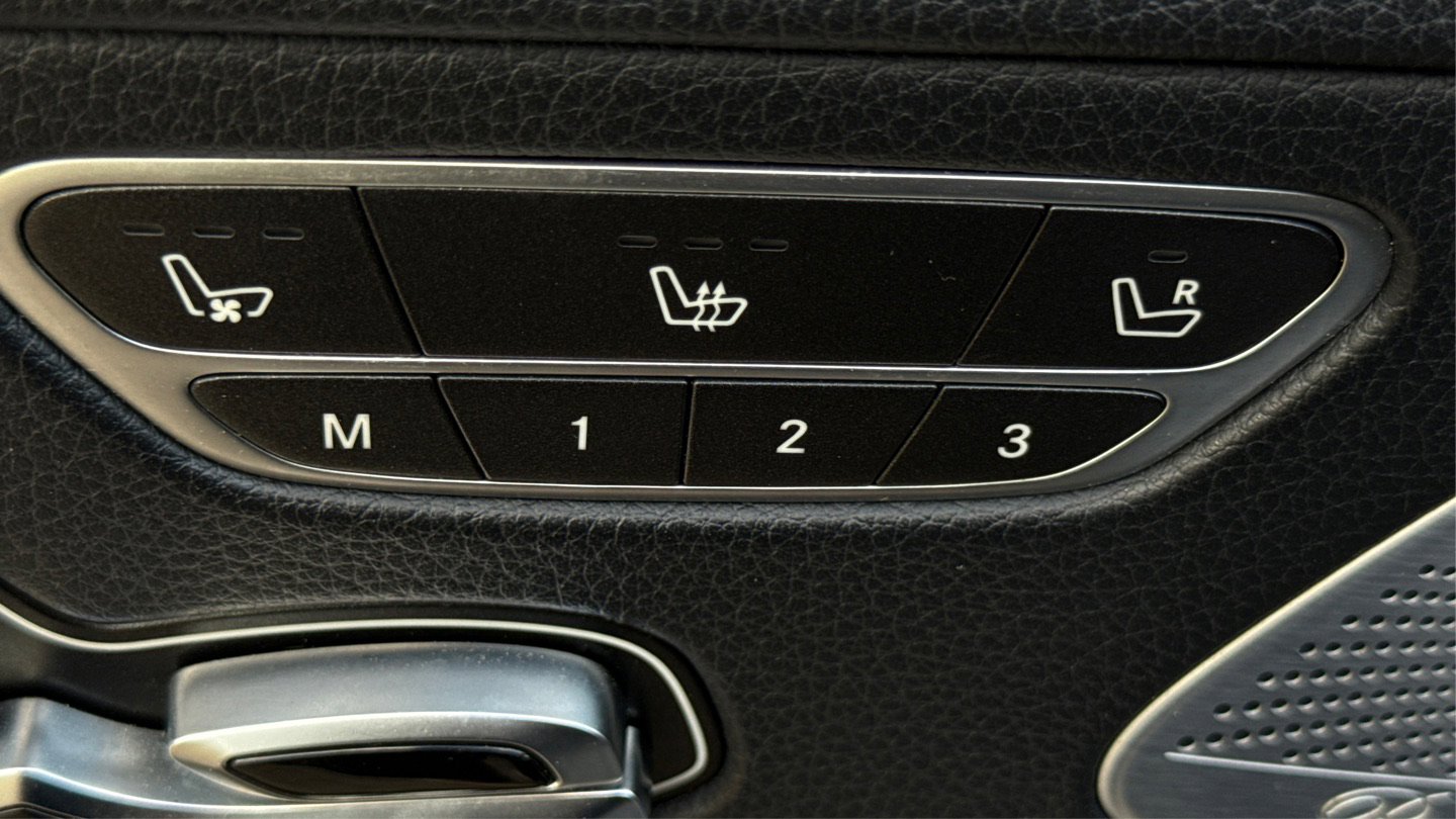 Used 2014 Mercedes-Benz S 63 AMG 4MATIC Sedan image 20