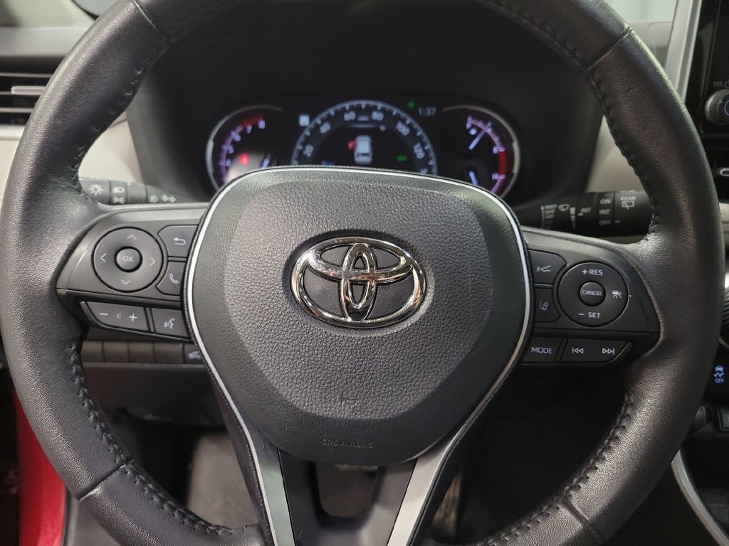 Used 2023 Toyota RAV4 XLE Premium FWD image 23