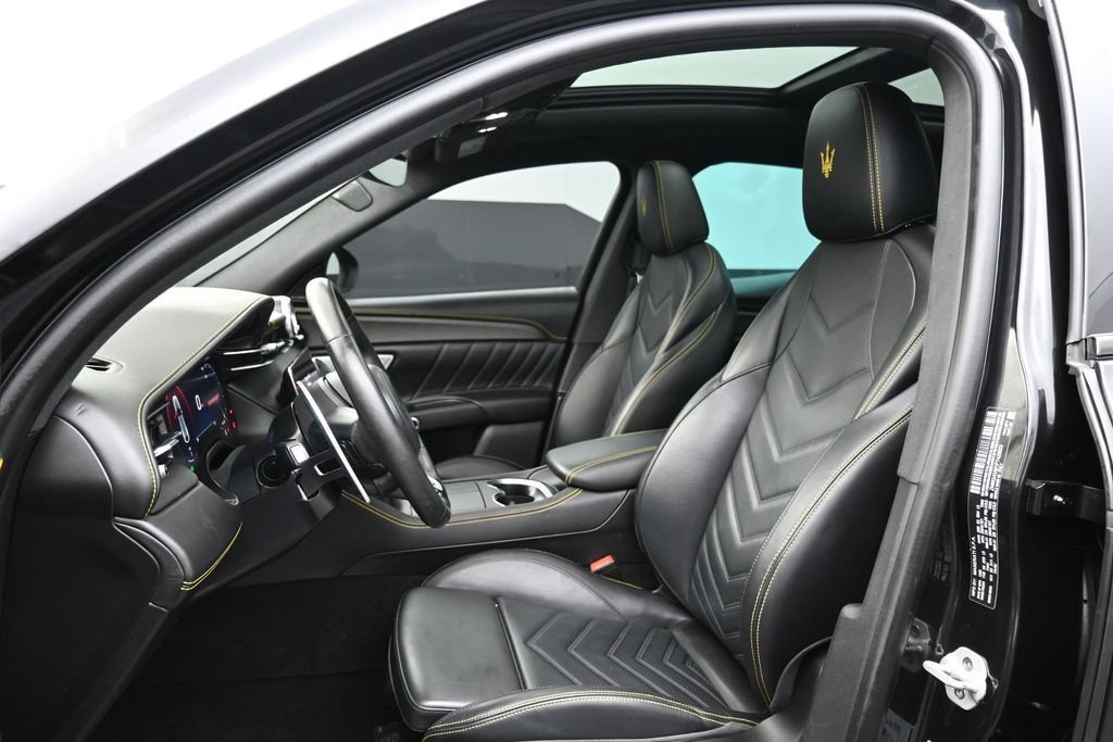 Used 2023 Maserati Grecale Modena AWD/4WD image 10