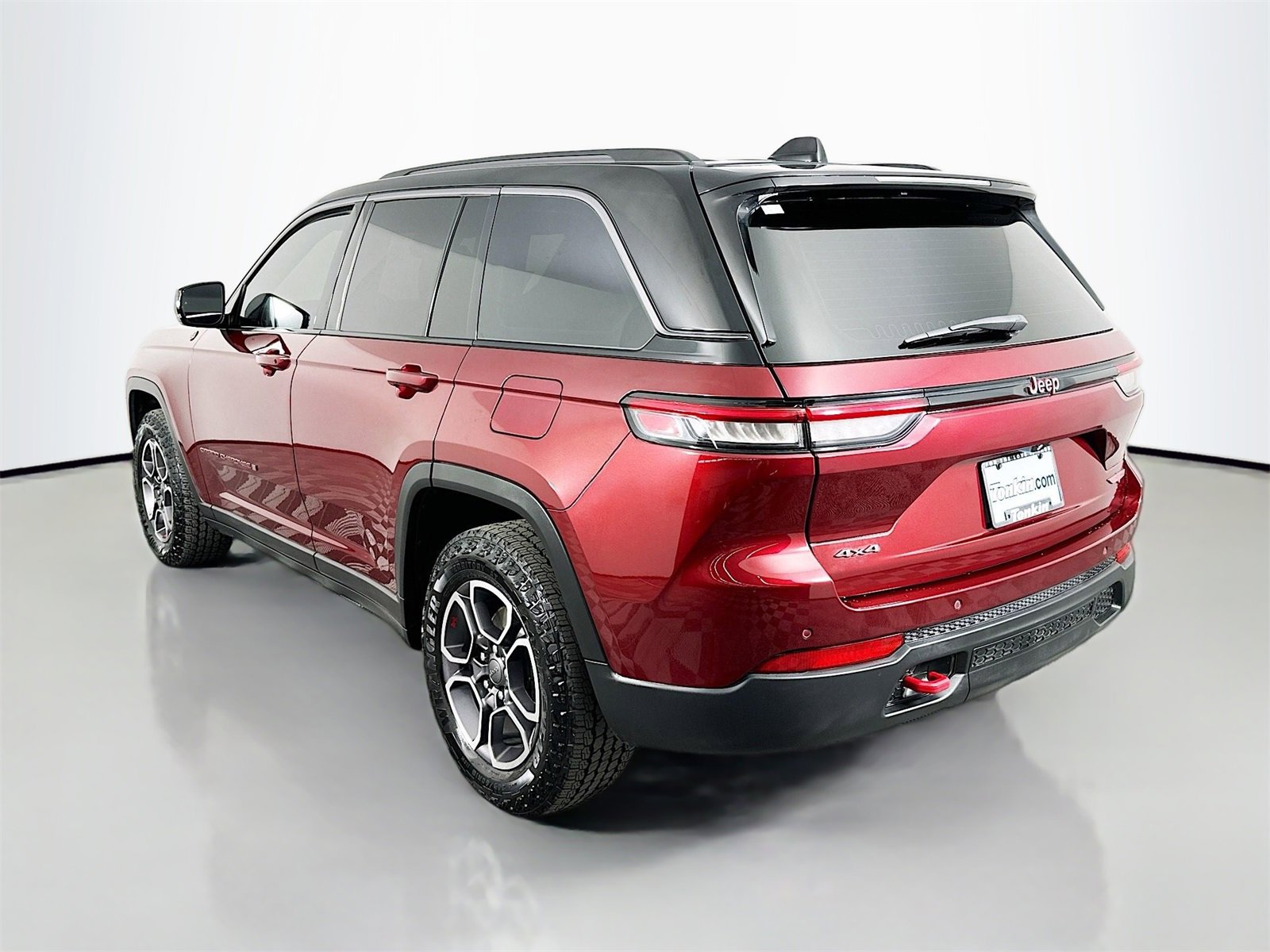 Used 2022 Jeep Grand Cherokee Trailhawk image 5
