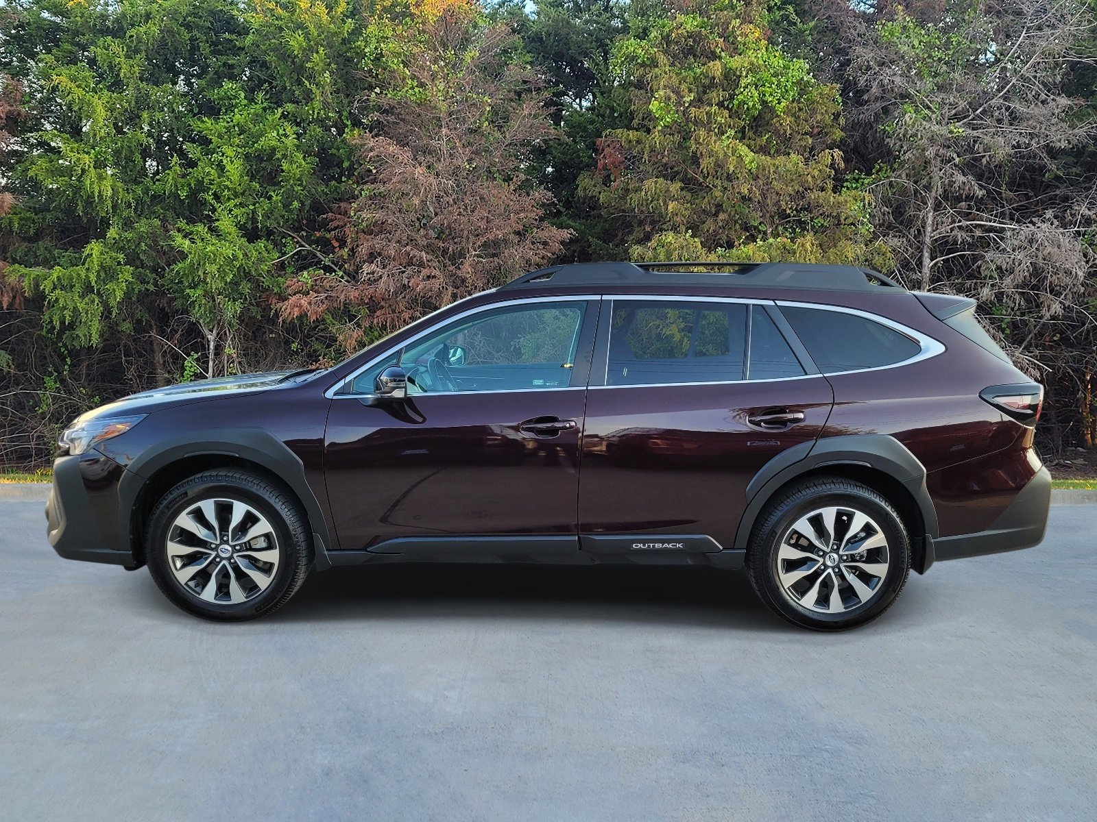 Used 2023 Subaru Outback Limited AWD/4WD image 22
