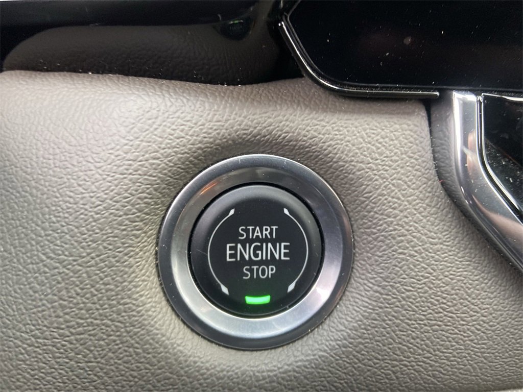 Certified 2024 Chevrolet Colorado ZR2 w/ Technology Package image 17