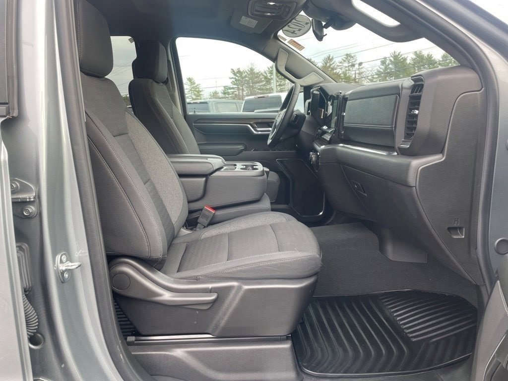 Certified 2024 Chevrolet Silverado 1500 LT image 31
