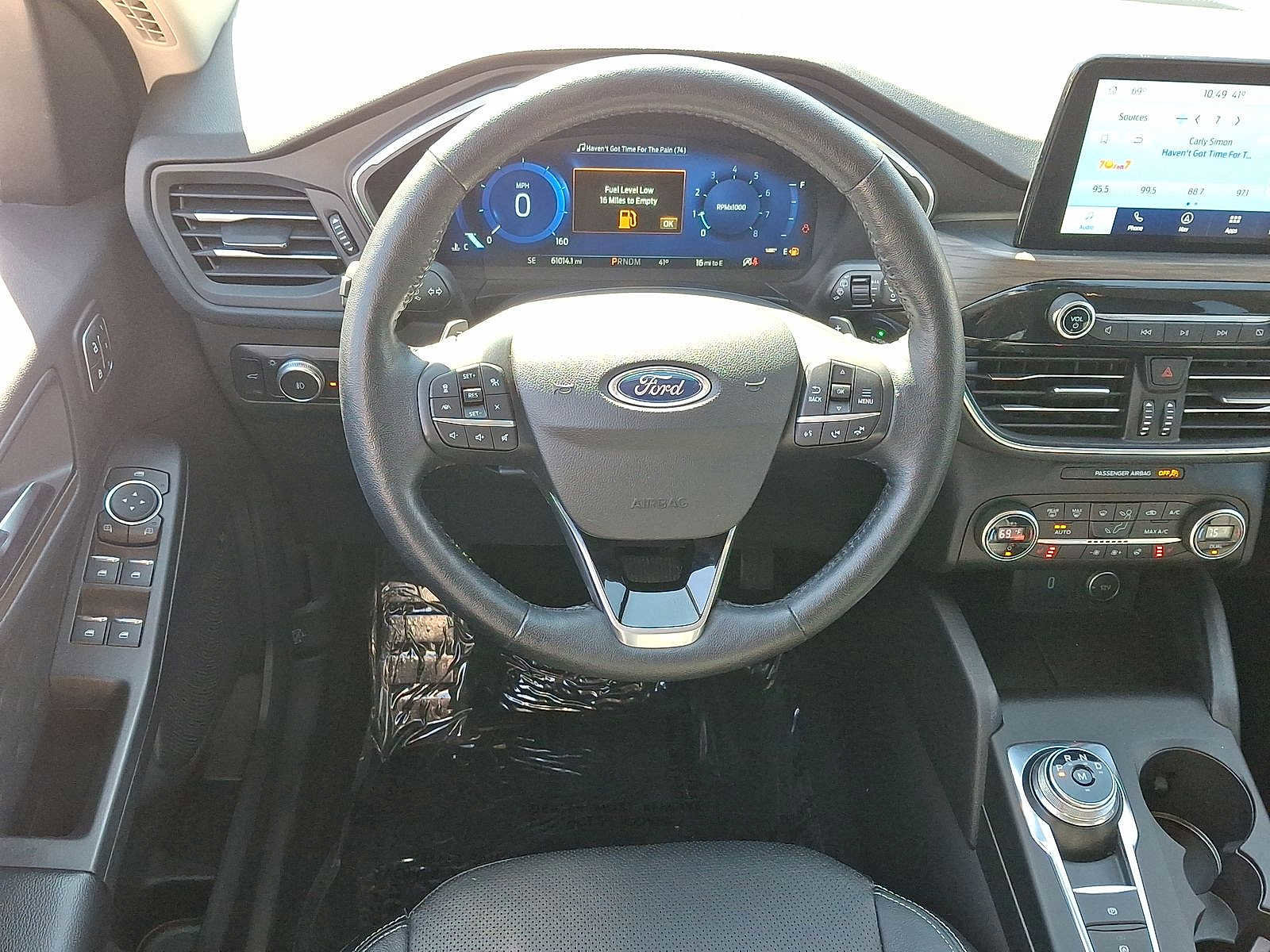 Used 2020 Ford Escape Titanium image 21